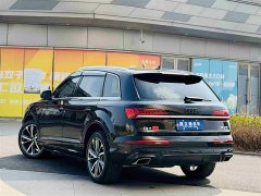 Audi Q7 55 TFSI quattro S line Sport - ფოტო 4
