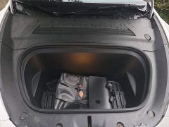 Tesla Model Y Rear-Wheel Drive - ფოტო 10