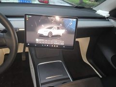 Tesla Model Y Rear-Wheel Drive - ფოტო 13