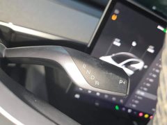 Tesla Model Y Rear-Wheel Drive - ფოტო 16