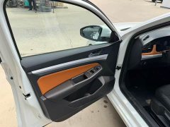 Volkswagen Bora 200TSI DSG Comfort Navigation Edition - ფოტო 5
