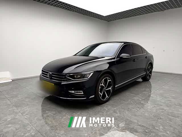 Volkswagen Magotan Zhongxiang 330TSI DSG Luxury