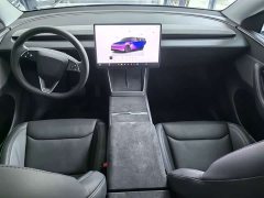 Tesla Model Y Rear-Wheel Drive - ფოტო 7
