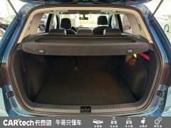 Volkswagen Touareg 330TSI AWD Luxury - ფოტო 15