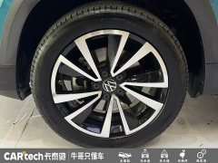 Volkswagen Touareg 330TSI AWD Luxury - ფოტო 17