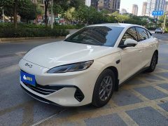 BYD Dolphin 06 DM-i Smart Drive Edition 80KM Luxury - ფოტო 1