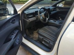 BYD Dolphin 06 DM-i Smart Drive Edition 80KM Luxury - ფოტო 9
