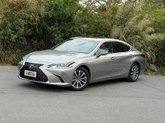 Lexus ES 2021 200 Premium Edition - ფოტო 1