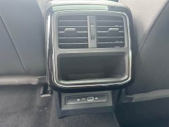Volkswagen Passat 2024 280TSI Business Edition - ფოტო 15