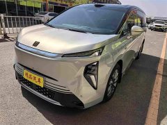 Buick Zhijing Shijia Luxury Edition - ფოტო 1