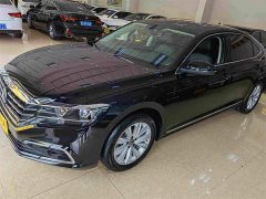 Volkswagen Passat 330TSI Luxury - ფოტო 1