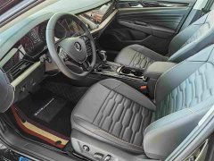 Volkswagen Passat 330TSI Luxury - ფოტო 8