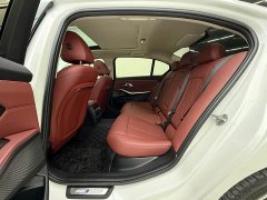 BMW 3 Series 320Li M Sport Package - ფოტო 9