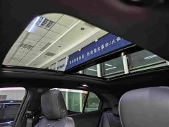Cadillac XT4 2024 25T FWD Fashion Edition - ფოტო 8