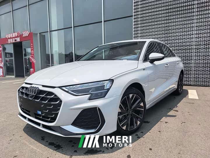 Audi A3 A3L Limousine 35TFSI Feichi Comfort Edition