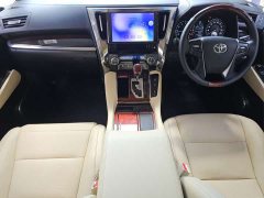 Toyota Alphard 2015 3.5L Automatic - ფოტო 3