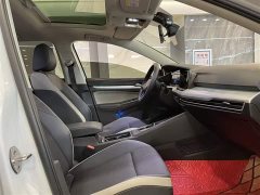 Volkswagen Golf 280TSI DSG R-Line - ფოტო 6