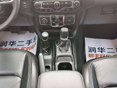 Jeep Gladiator 3.6L Pioneer Edition - photo 11