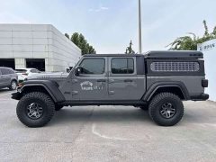 Jeep Gladiator 3.6L Pioneer Edition - photo 3