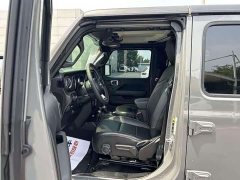 Jeep Gladiator 3.6L Pioneer Edition - photo 5