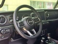 Jeep Gladiator 3.6L Pioneer Edition - photo 7