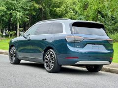 AITO M9 Extended Range Ultra 42kWh 6-Seater - ფოტო 6
