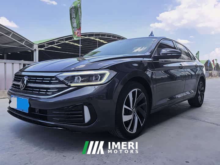 Volkswagen Sagitar 300TSI DSG Excellence Edition - ავტომობილი ჩინეთიდან
