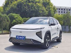 Geely Galaxy L7 EM-i 115km Explorer Edition - ფოტო 1