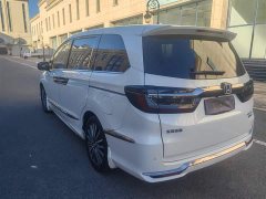 Honda Elysion 2.0L e:HEV Classic - photo 18