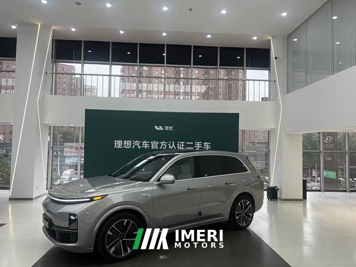Li Auto L8 Ultra Smart Refresh Edition