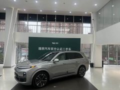 Li Auto L8 Ultra Smart Refresh Edition - ფოტო 1
