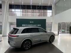 Li Auto L8 Ultra Smart Refresh Edition - ფოტო 10