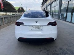 Tesla Model Y Long Range All-Wheel Drive - ფოტო 5
