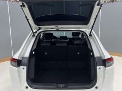 Honda Vezel 1.5L CVT Tech Edition - ფოტო 16