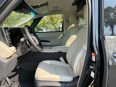 Lexus LM 2023 500h Six-Seat Premium Edition - ფოტო 14