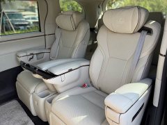Lexus LM 2023 500h Six-Seat Premium Edition - ფოტო 16