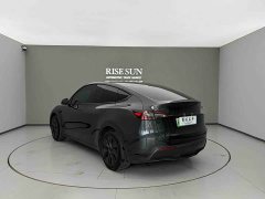 Tesla Model Y Rear-Wheel Drive - ფოტო 11