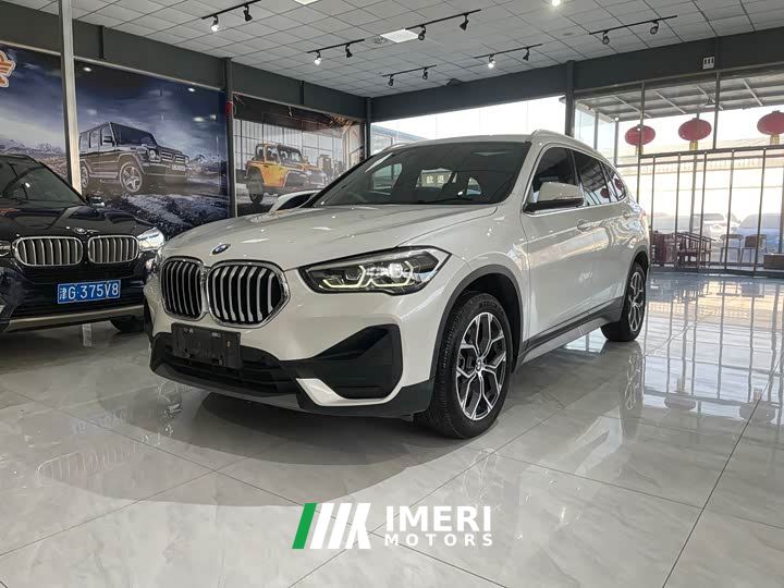 BMW X1 sDrive25Li Leading Edition