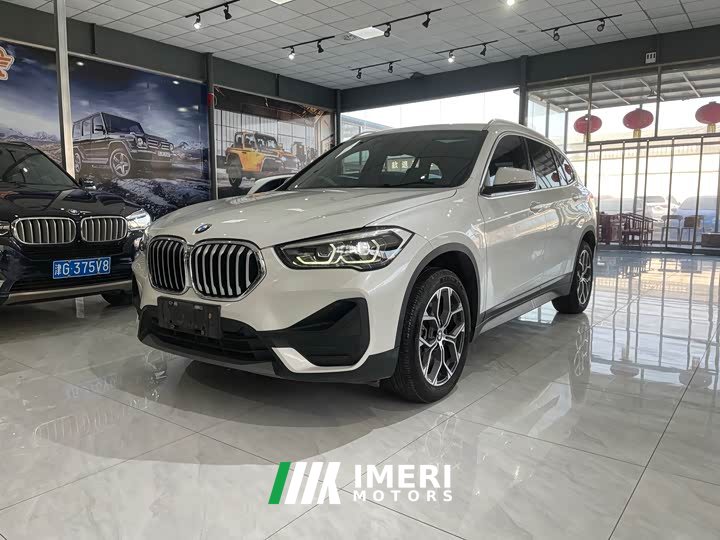 BMW X1 sDrive25Li Leading Edition