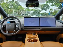 Li Auto i6 Two-Wheel Drive Standard - ფოტო 12