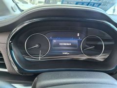 Buick GL8 Land Business Class 652T Comfort - ფოტო 12