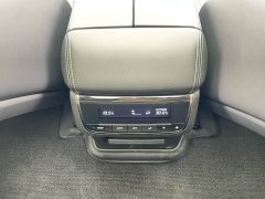 GAC Aion GS8 Dual Engine 2.0T M Two-Wheel Drive Luxury Edition (7-Seater) - ფოტო 19