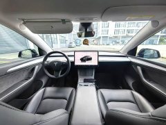Tesla Model Y Rear-Wheel Drive - ფოტო 5