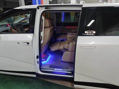 XPeng X9 Pure Electric 740 Extended Range Max - ფოტო 6