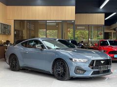 Ford Mustang 2.3T EcoBoost Hardtop Performance - ფოტო 3