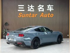 Ford Mustang 2.3T EcoBoost Hardtop Performance - ფოტო 6