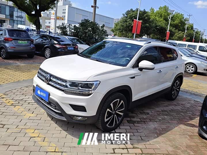 Volkswagen Touareg 280TSI FWD Luxury Plus - ავტომობილი ჩინეთიდან