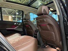 BMW X5 xDrive 30Li M Sport Luxury Night Edition Package - ფოტო 10