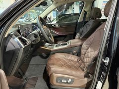 BMW X5 xDrive 30Li M Sport Luxury Night Edition Package - ფოტო 4