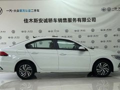 Volkswagen Bora 200TSI DSG Comfort Navigation Edition - ფოტო 2